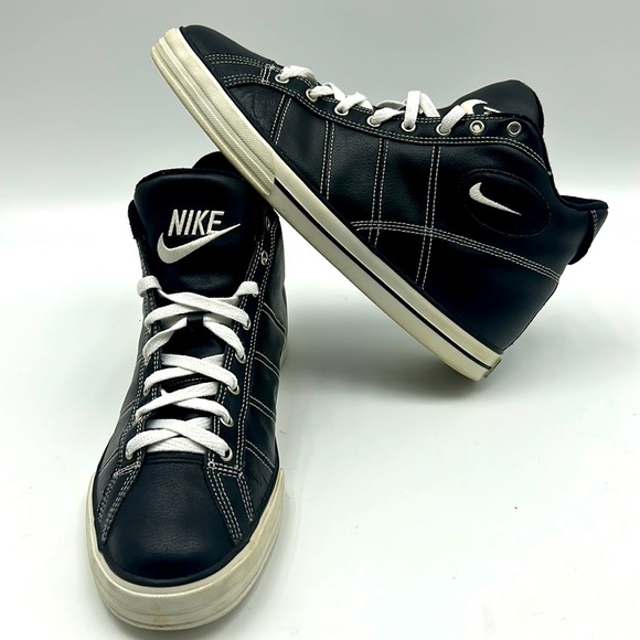 nike sweet classic leather black